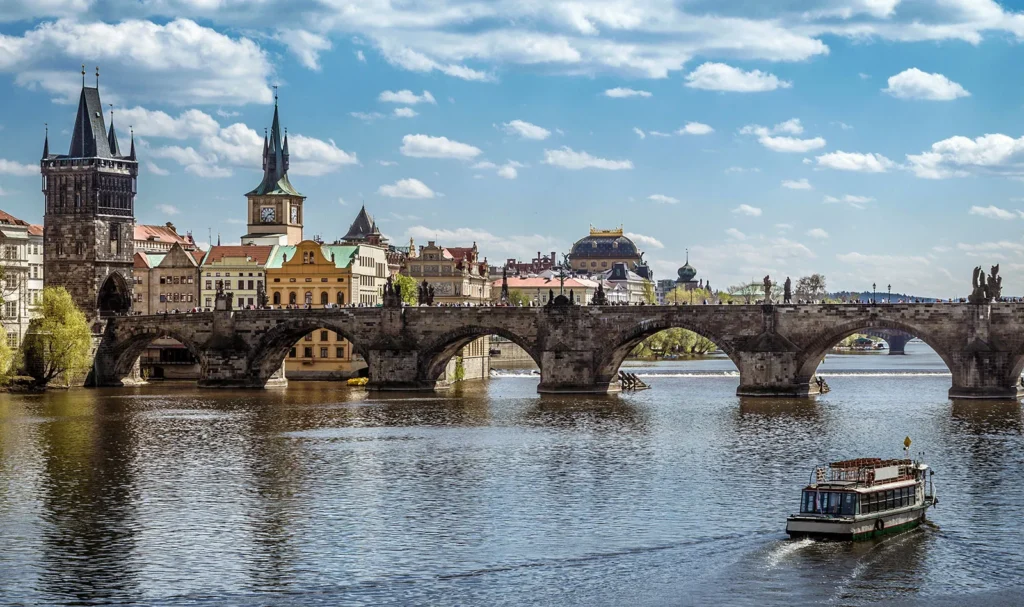 Charles Bridge at dawn in Prague, a free European city experience