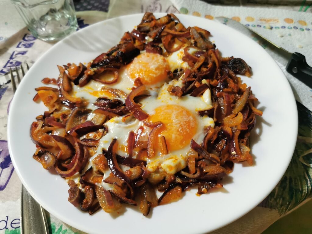 Traditional Calabrian dishes, including Tropea red onion