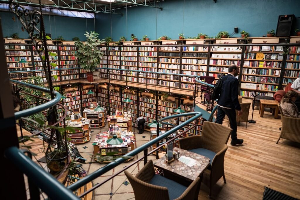 Cafebreria El Pendulo multi-level bookshop and cafe interior in Polanco, Mexico City