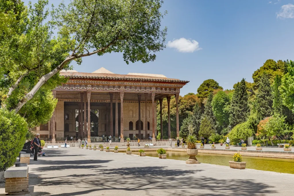Chehel Sotoun Palace Isfahan gardens pool reflection - Iran travel guide
